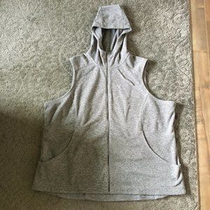 Duluth trading Women's Plus Frost Lake Hooded Vest gray size 2x